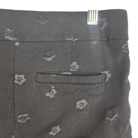 Loft Petites Pants 4p 29 Black Floral Embroidered Dressy Relaxed Capris Marisa - Picture 7 of 12